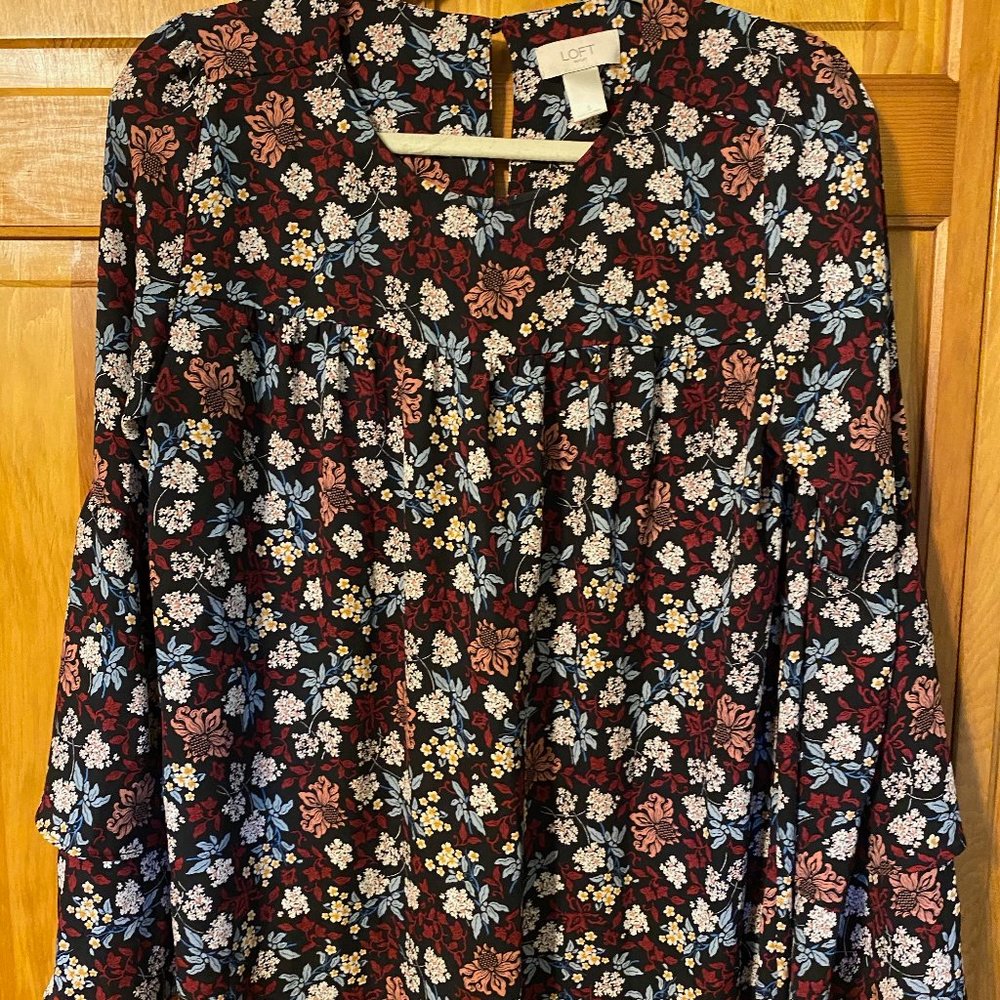 NWOT Floral Print Babydoll Blouse